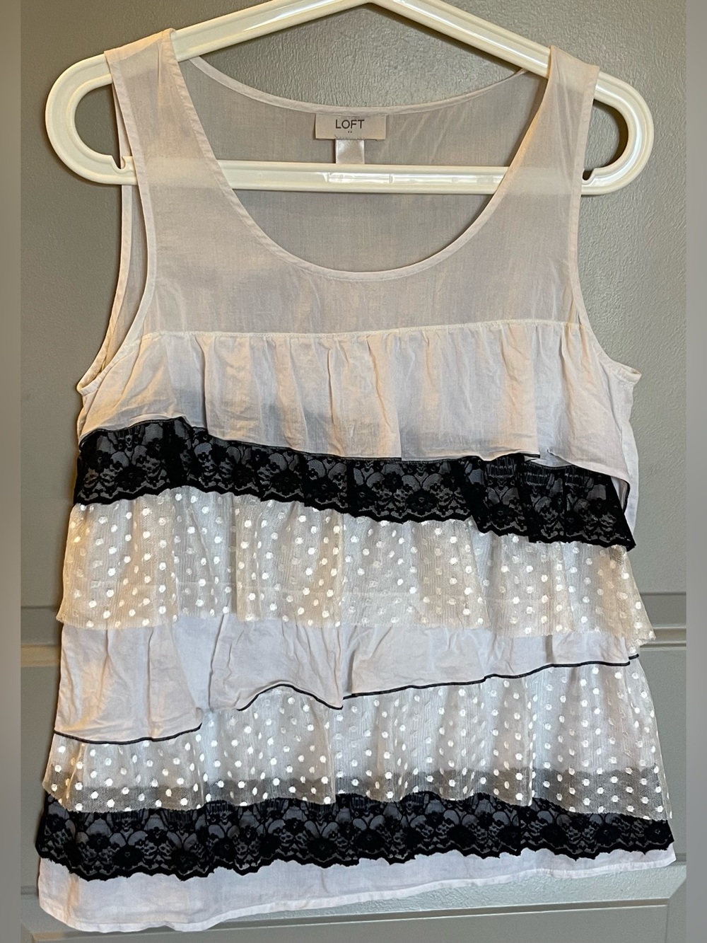 LOFT White and Black Tiered Lace Tank Top Medium